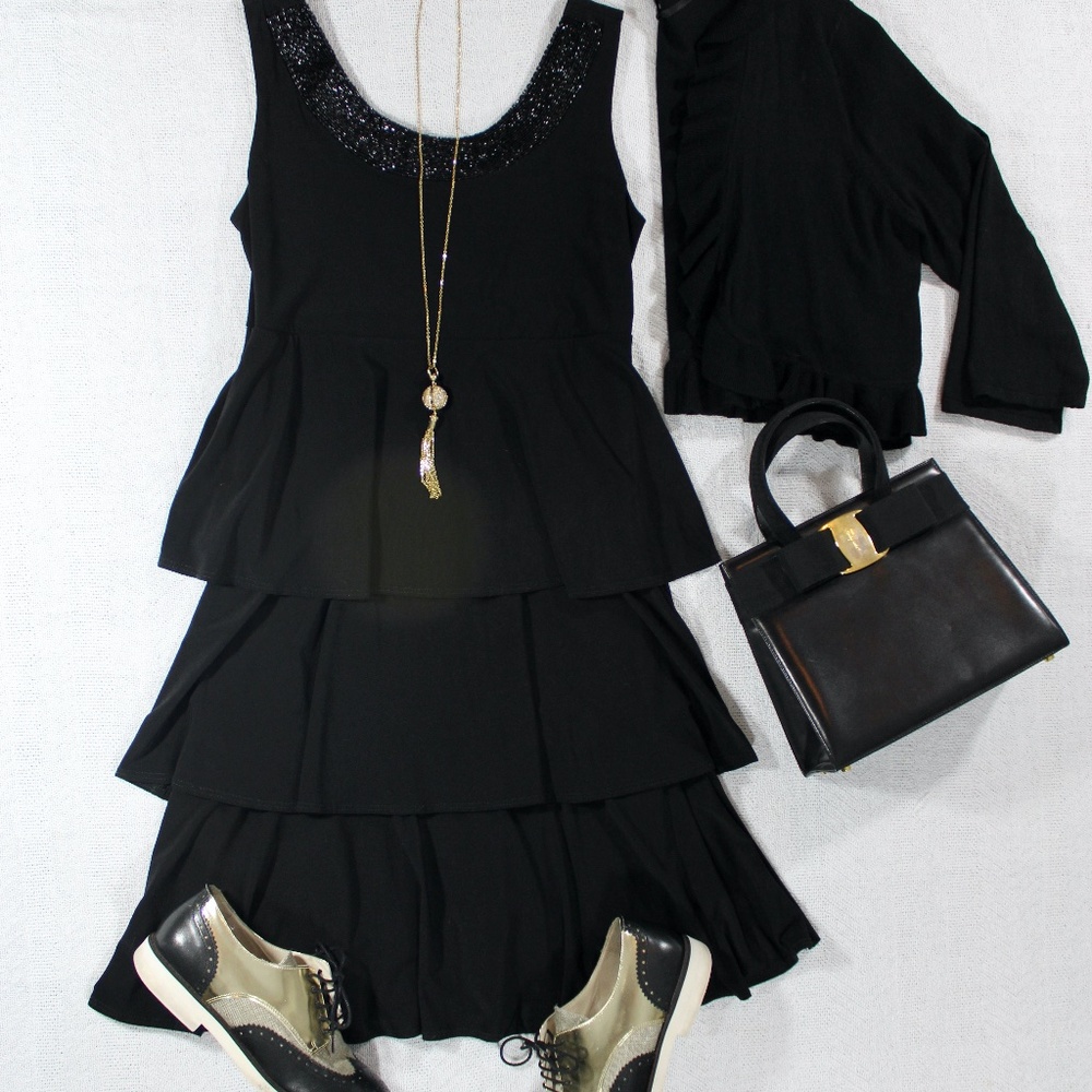 NWT Tiana B Black Scoop neck Ruffled Tank …